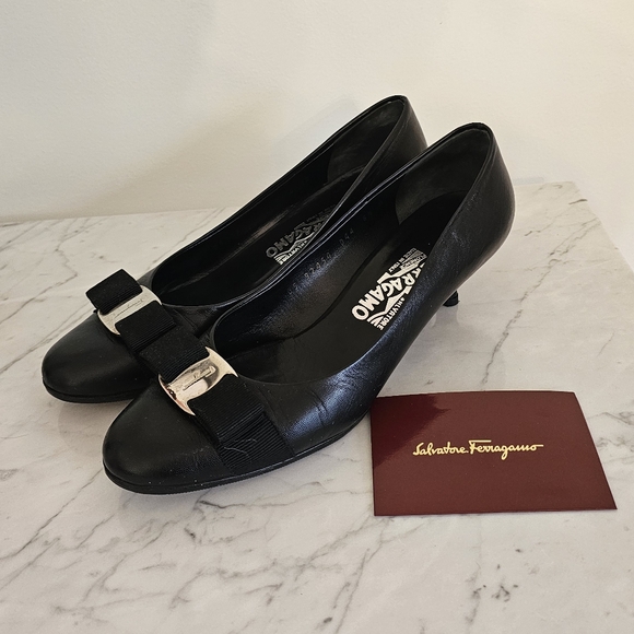 Size 6½D | Salvatore Ferragamo heels - Picture 6 of 11